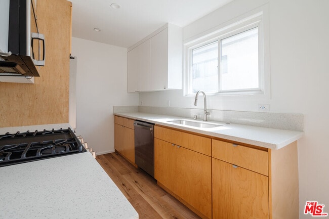 Photo - 1318 S Ogden Dr Unit 4