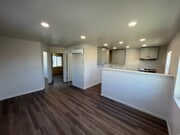 Photo - 705 E Boone St House