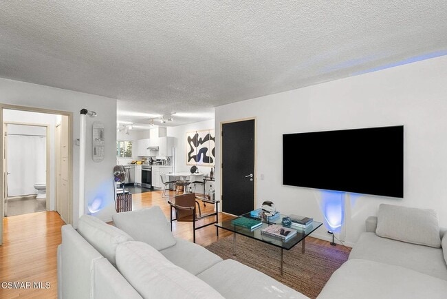 Photo - 3300 S Sepulveda Blvd