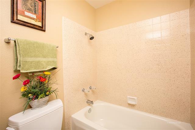 On suite private bathrooms - 13327 Caminito Ciera #61