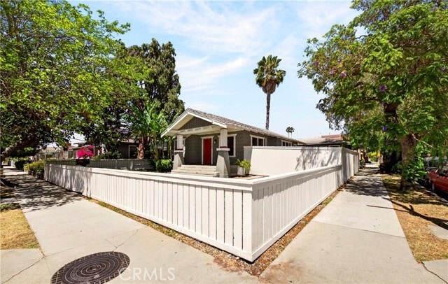Photo - 800 Temple Ave