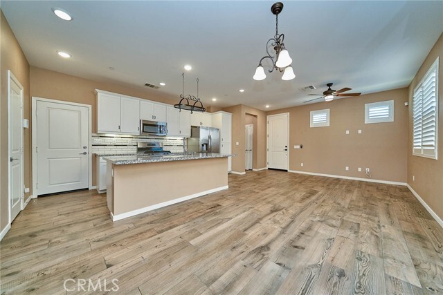 Building Photo - 35879 Landon Ln