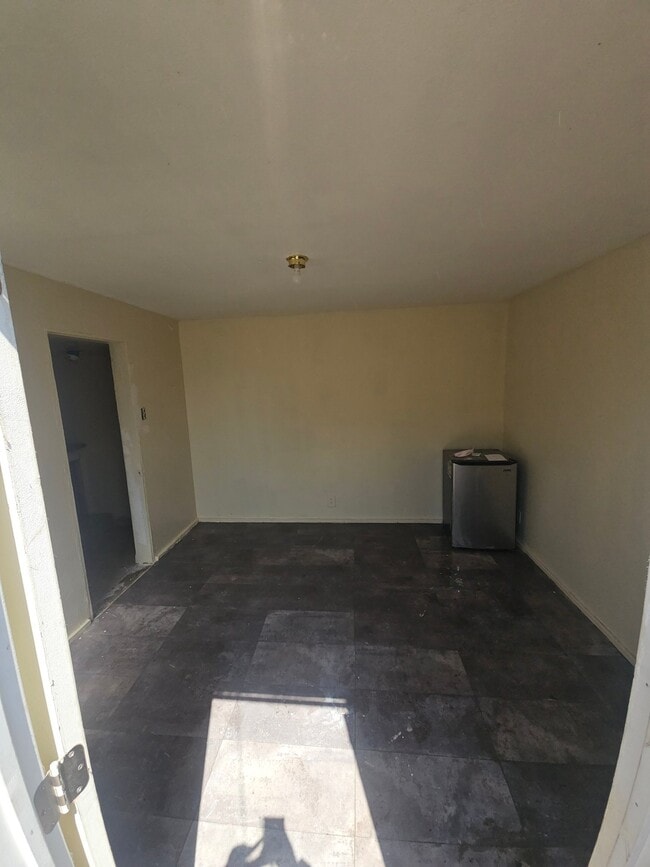 Photo - 9726 Zamora Ave