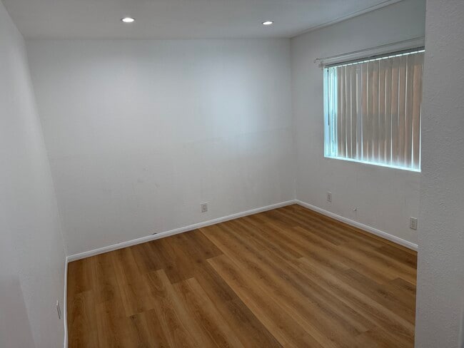 Photo - 2319 S Rimpau Blvd Unit 1
