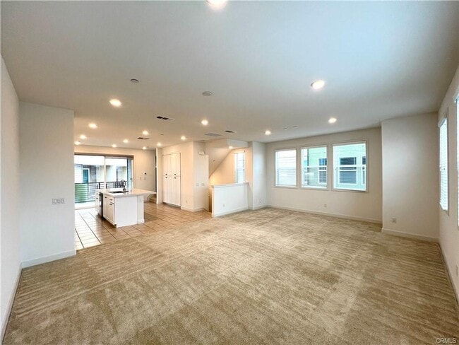 Photo - 1645 W Lincoln Ave