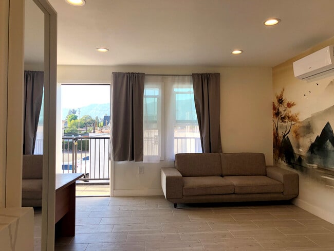 Building Photo - 115 N San Gabriel Blvd Unit B