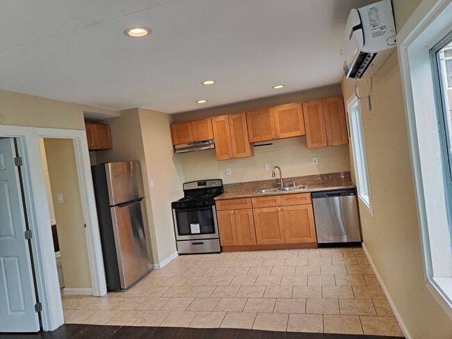 Photo - Margarita3 Unit 5455