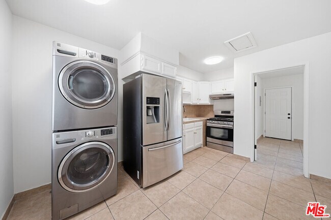 Photo - 6133 Orchard Ave Unit B