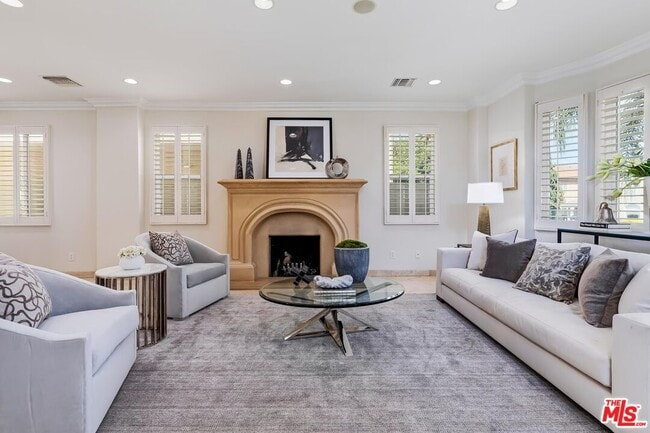 Photo - 1471 S Crest Dr