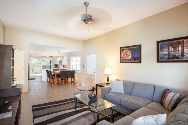 Photo - 2348 Los Coyotes Dr