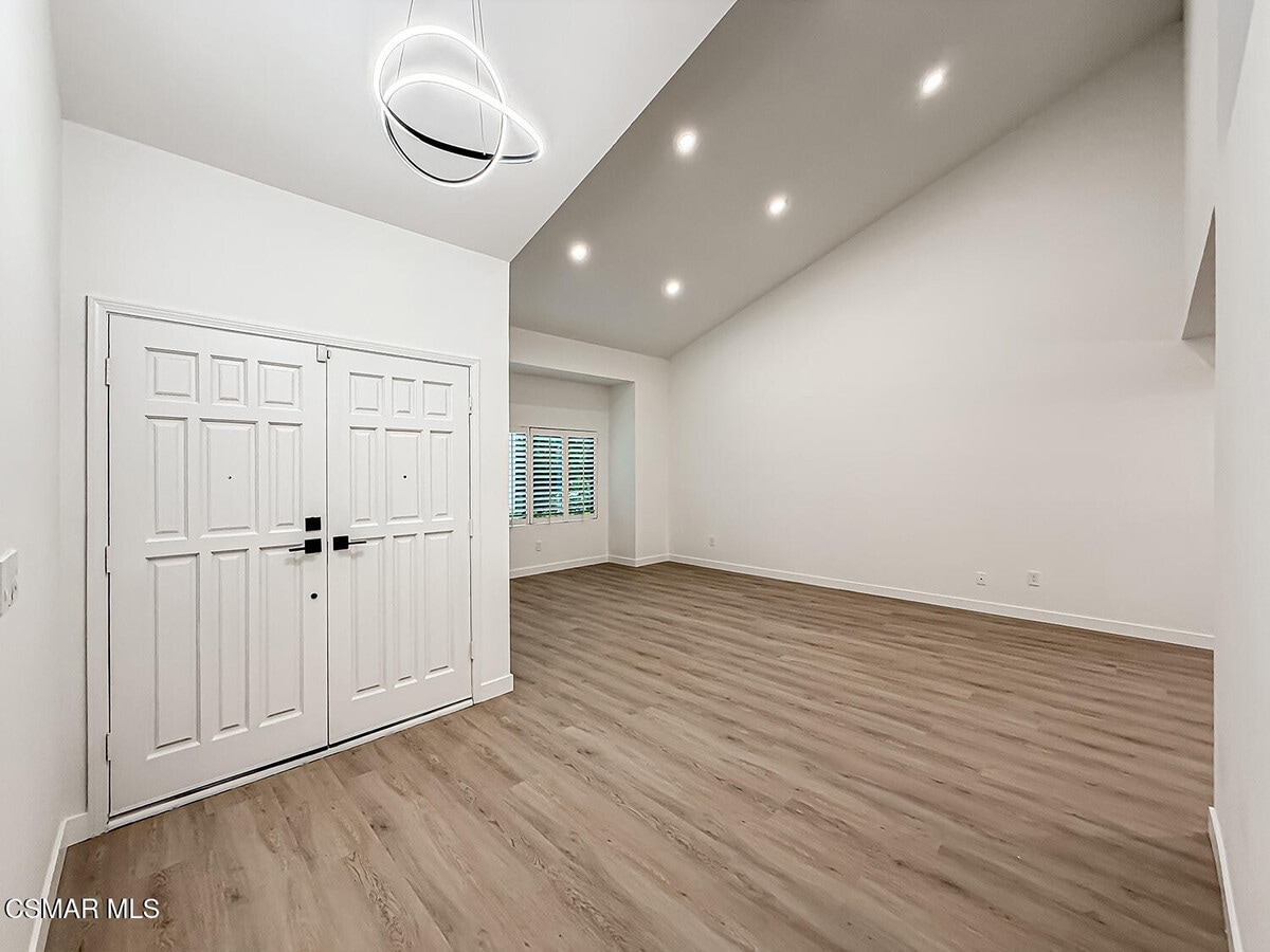 Photo - 29820 Rainbow Crest Dr