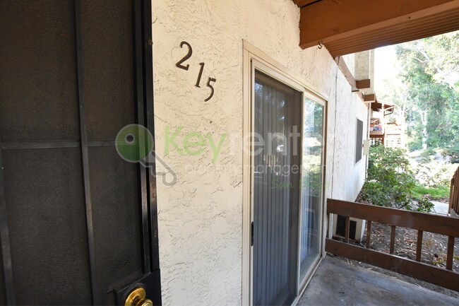Photo - Mission Valley | Minutes to Interstates 15 & 8 | Close to Snapdragon Staduim Unit 215