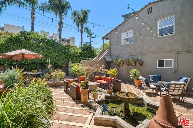 Photo - 1217 N Curson Ave Unit Top