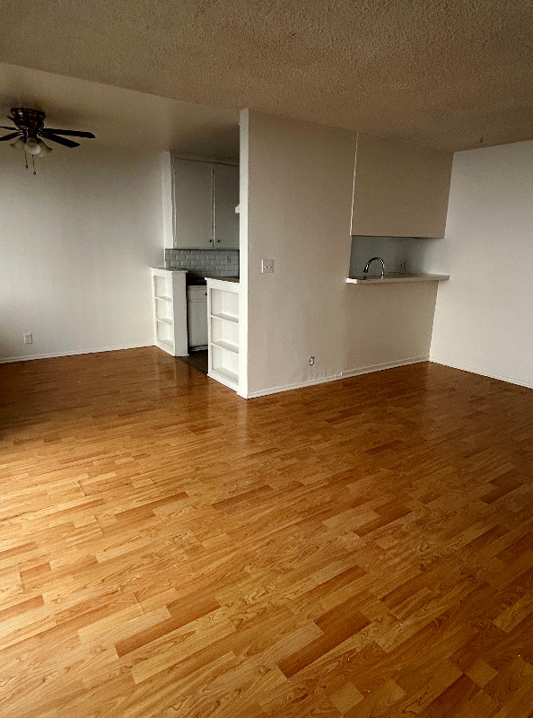 Photo - 1538 Detroit St Unit 8