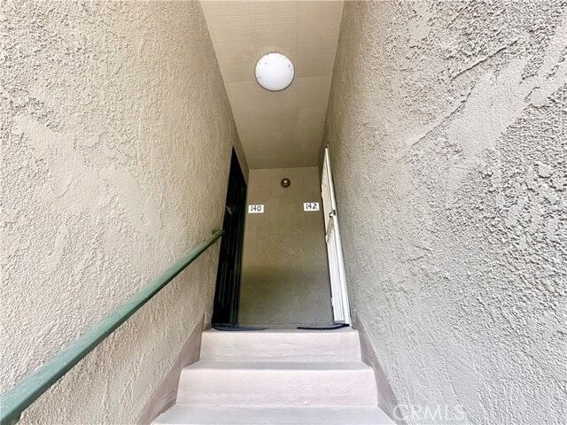 Photo - 140 Streamwood