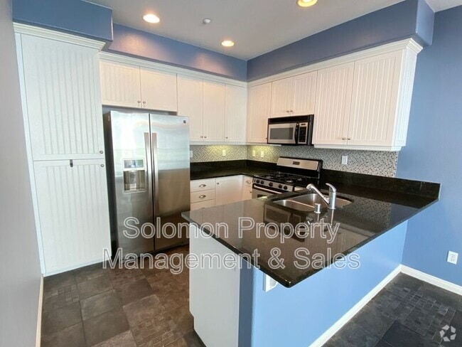 Building Photo - 765 Harbor Cliff Way Unit #135 Rental