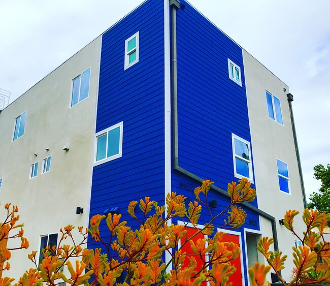 Beautiful Modern Front Townhouse - 10925 Hesby St Apartments Unit 10925