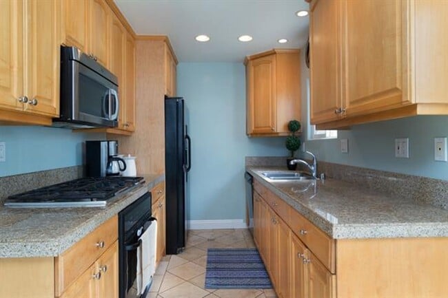 Photo - Lovely & Spacious Clairemont Home!  3BD/2BA w/ Pool & Hot Tub! Only - $5,495/mo