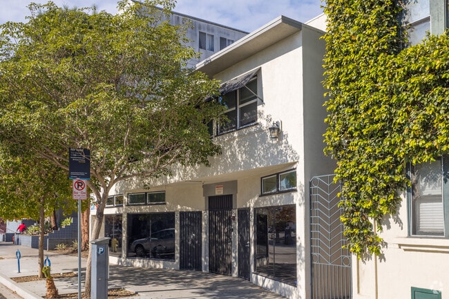 433-437 E 3rd Street - 433 E. 3rd