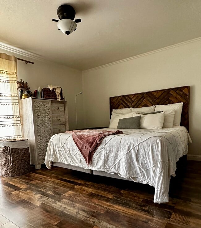 Photo - 825 Banyan Dr