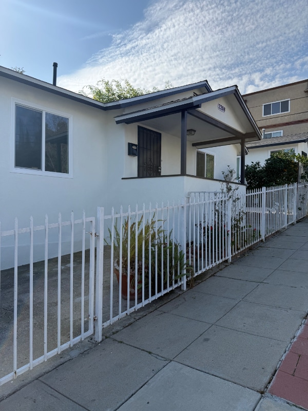 Photo - 2208 Kent St