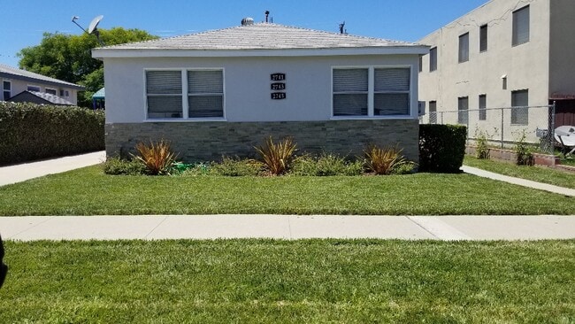 Property - 2745 Cabrillo Ave Unit Back