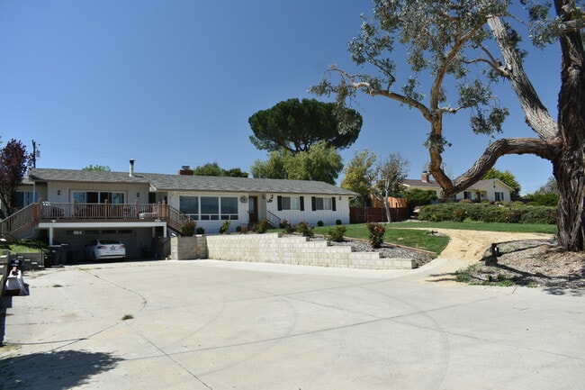Photo - 1203 Calzada Ave