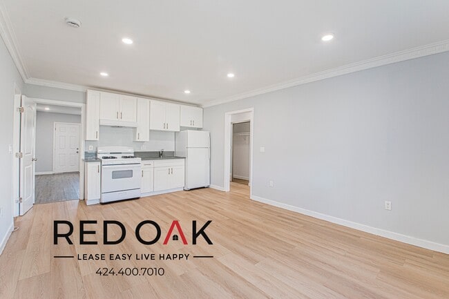 Photo - 3525 W 63rd St Unit 1