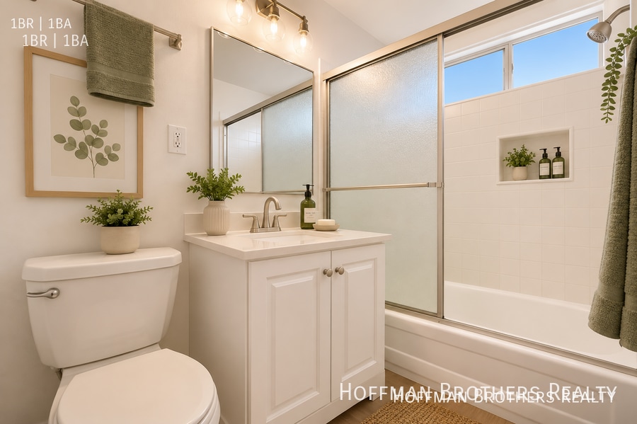 Photo - 16215 Vanowen St Unit 10