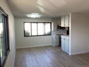 Photo - 811 W Nutmeg St Unit 302