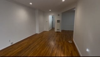 Building Photo - 1416 S Hayworth Ave