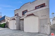 Photo - 5319 1/2 Normandie Ave Condo
