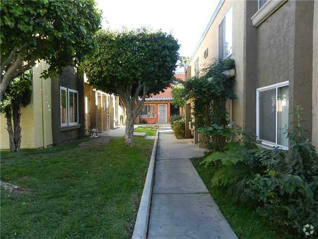 Building Photo - 1 Bedroom 1 bath condo for rent