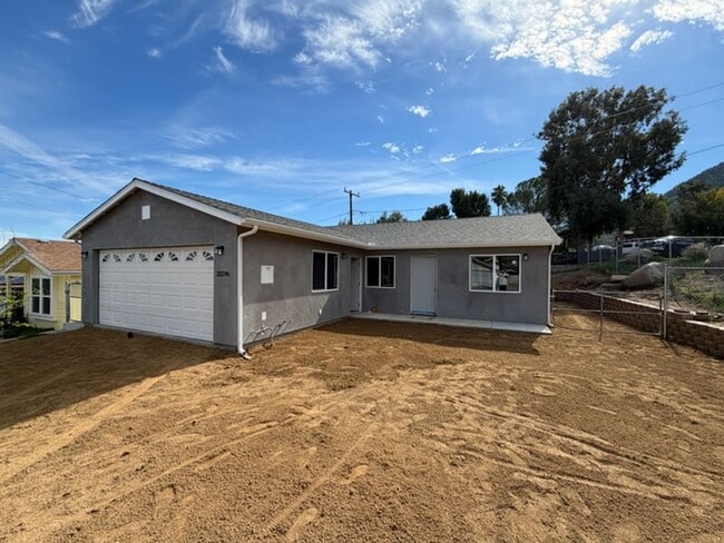 Building Photo - New Build Home with Solar in Lake Elsinore!
