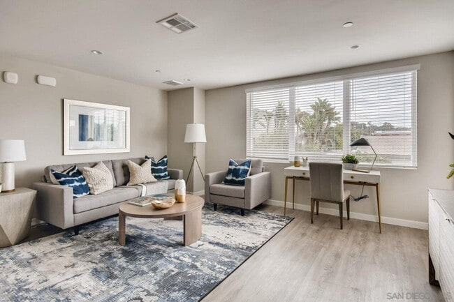 Photo - 3909 Voltaire St Unit 311