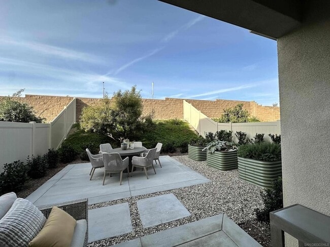 Photo - 2186 Tributary Dr