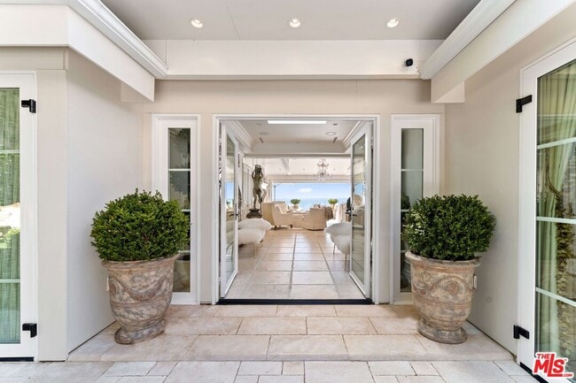 Photo - 19620 Pacific Coast Hwy