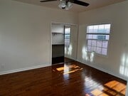 Photo - 1245 E Appleton St