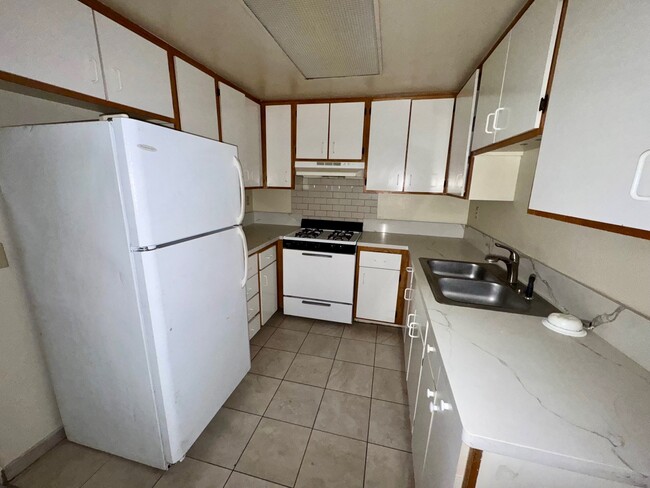 Photo - 3325 Andrita St Unit D