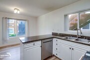Photo - Stylish 2Bdm 1Ba Condo in the Waterbridge ...