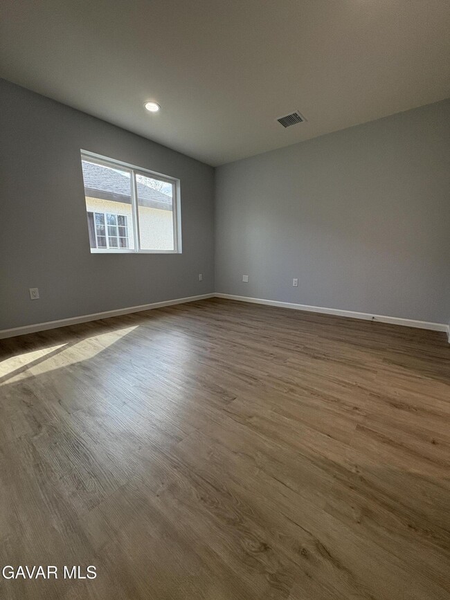 Photo - 2137 Estrella Ct