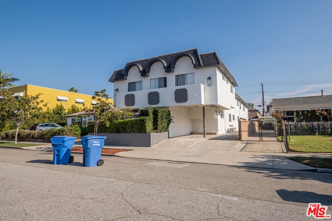 Photo - 3826 Prospect Ave Unit 1