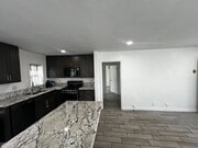 Photo - ANDERSON 14101 1/2 Unit 14101 1/2