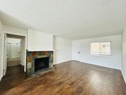 Photo - wat370 Apartment Unit 211