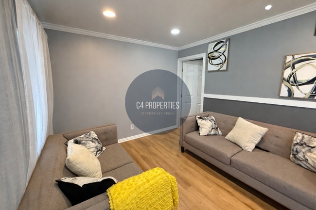 Photo - 315 Lado De Loma Dr Unit 2