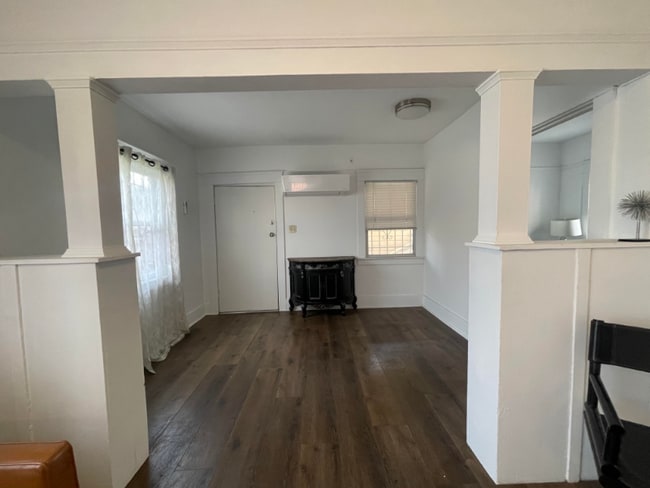 Photo - 1625 1/2 W 55th St Unit 1625 1-2