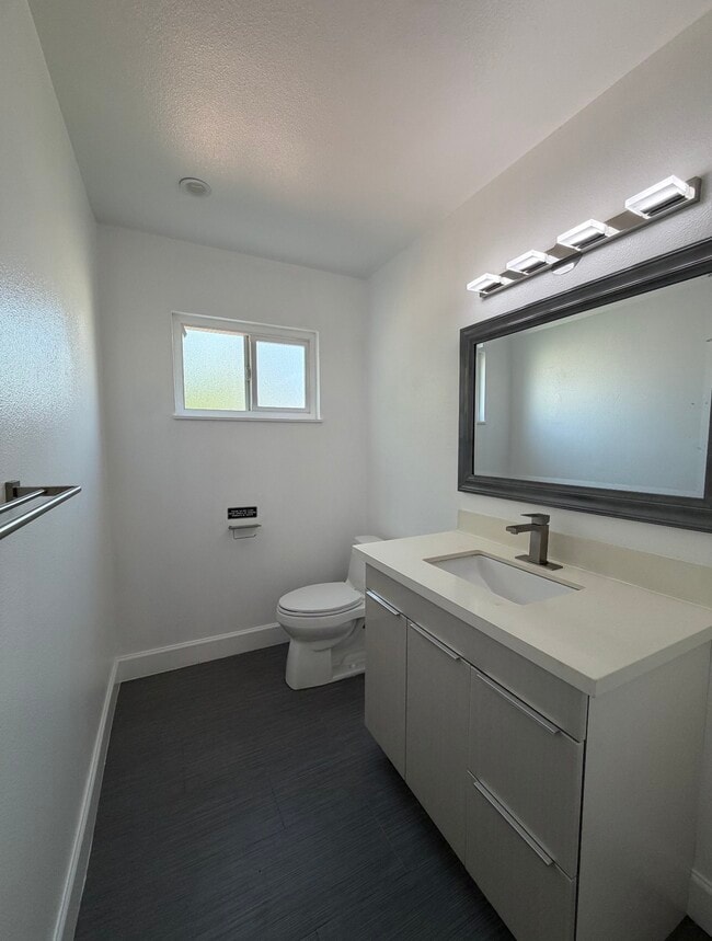 Photo - 733 Alabama St Unit 3