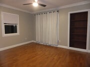 Photo - 3920 E 11th St