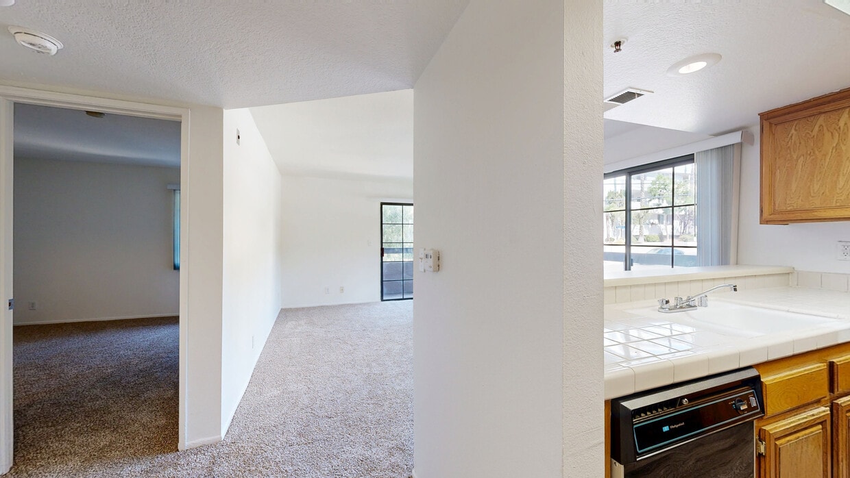 3D Tour - Savoy West Apartments