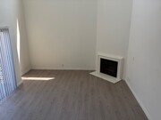 Photo - 450 N Van Ness Ave